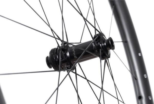 Hunt 40 Carbon gravel race