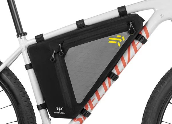 apidura-backcountry-full-frame-pack-6l-on-bike-1-2