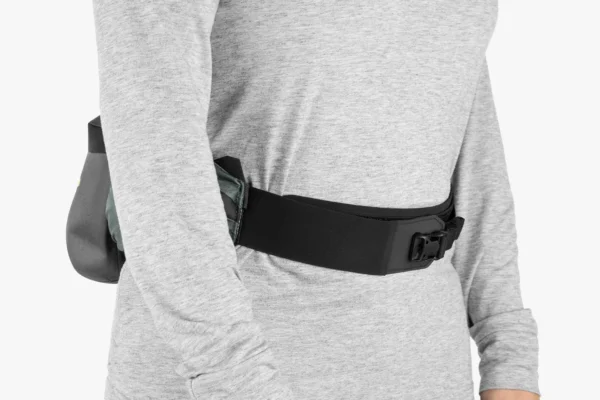 apidura-backcountry-hip-pack-2.5l-on-body-4