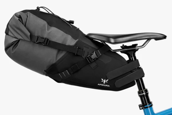 apidura-backcountry-saddle-pack-10l-on-bike-1