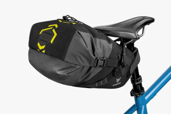 apidura-backcountry-saddle-pack-6l-on-bike-3-2