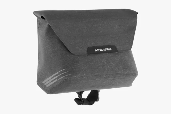 apidura-city-handlebar-pack-2l-1