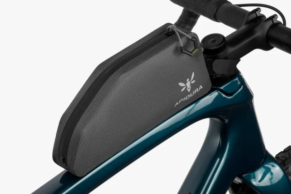 apidura-expedition-bolt-on-top-tube-pack-1l-on-bike-2-2