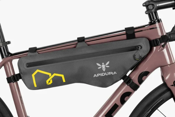 apidura-expedition-frame-pack-4.5l-on-bike-1