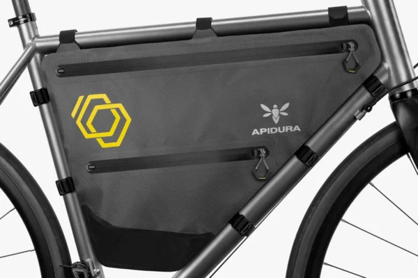 apidura-expedition-full-frame-pack-14l-on-bike-1-2