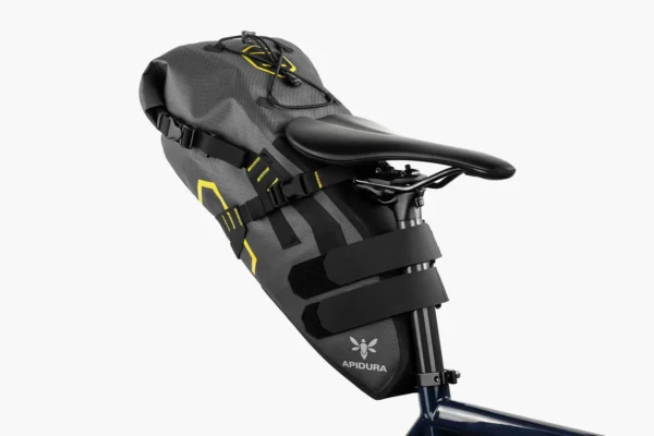 apidura-expedition-saddle-pack-14l-on-bike-2