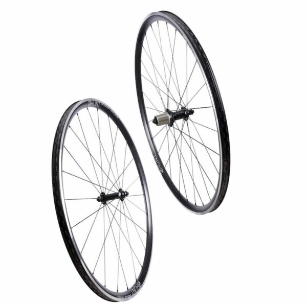 Hunt 4 season aero