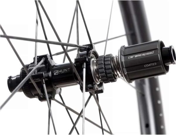 Hunt 40 limetless gravel aero ud carbon eger