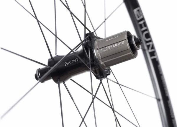 Hunt Race Aero Wide