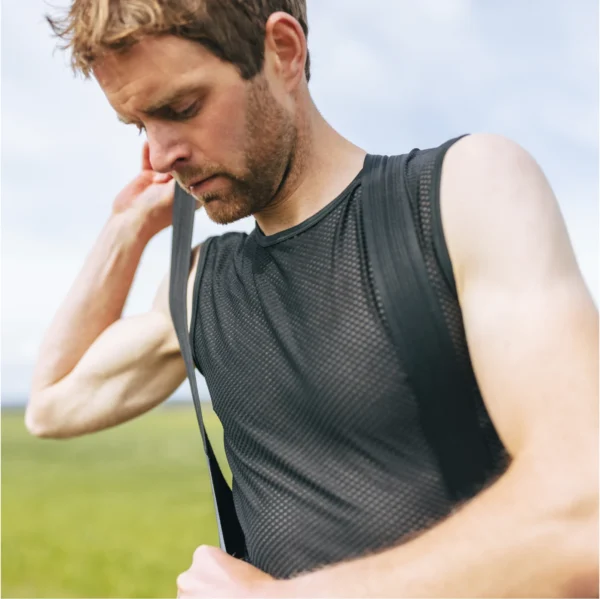 GripGrab Mesh Ultra light sleeveless baselayer